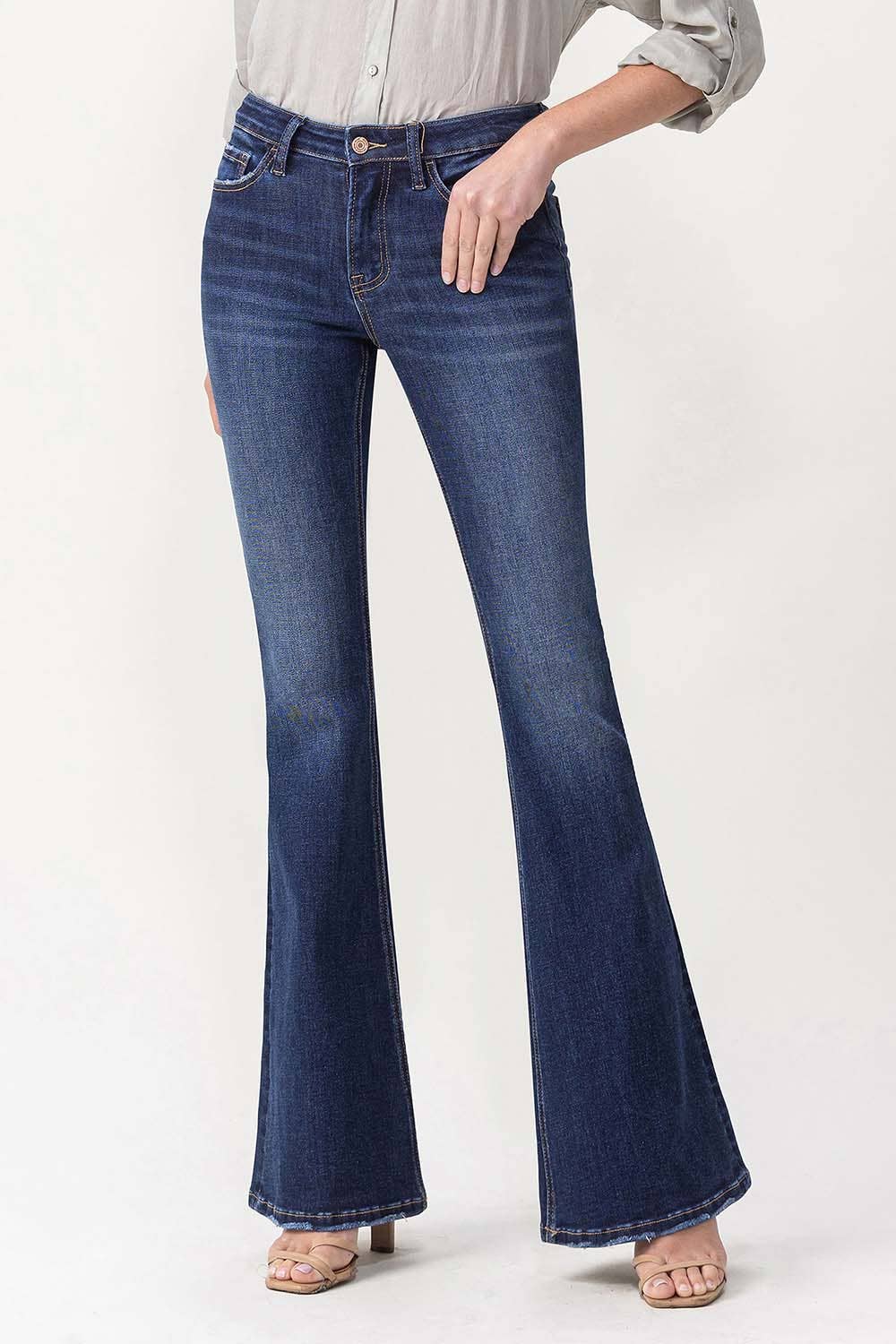Medium-rise flared jeans